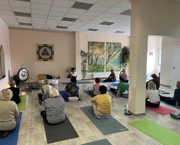 Joga su garso terapija – akimirka sustoti ir pabūti su savimi