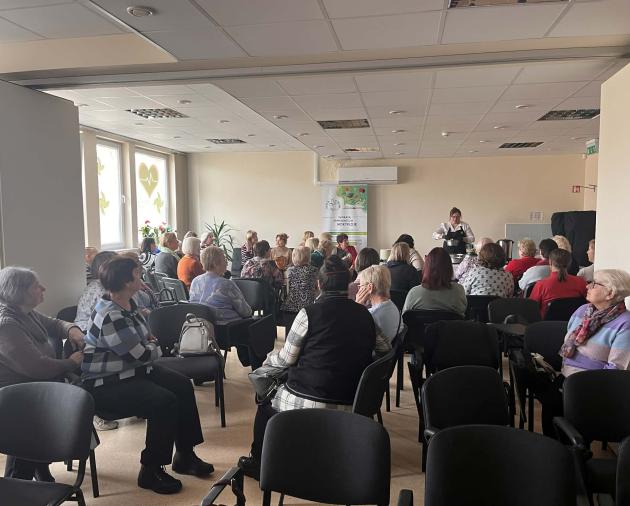 Tęsiame gražią draugystę su Lietuvos Raudonojo Kryžiaus - Šiaulių skyriaus senjorų klubu